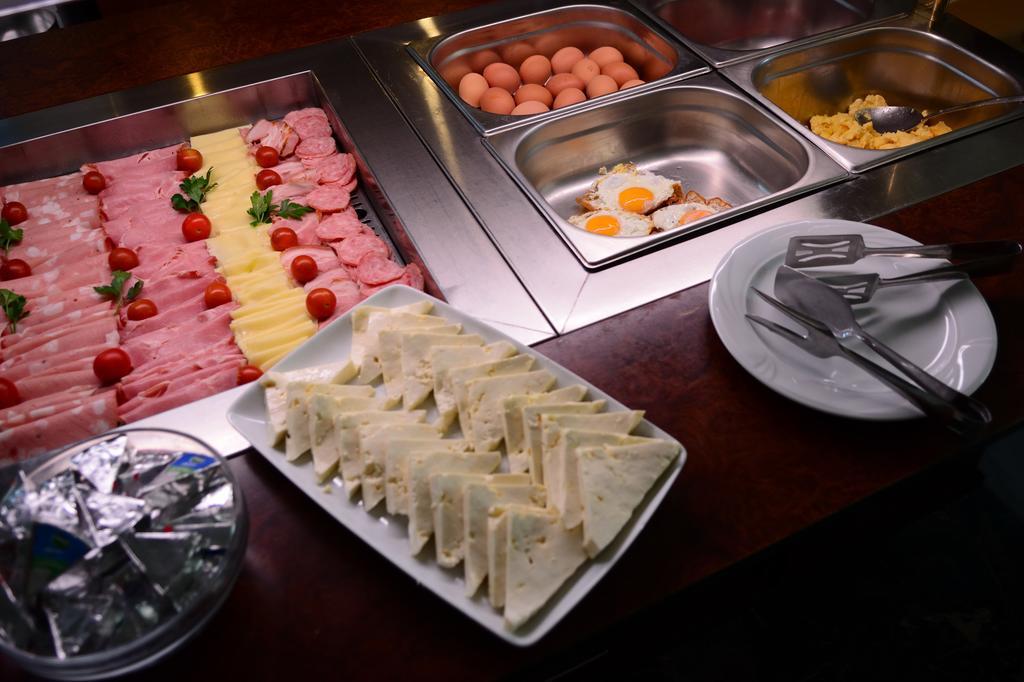 Hotel Select 3*